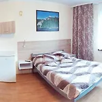 Arenda Πανσιόν 3*